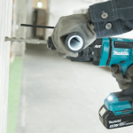 Makita DHR182RTJ MÁY KHOAN BÊ TÔNG 3 CHỨC NĂNG DÙNG PIN (kèm 02 pin 5.0 + sạc nhanh)