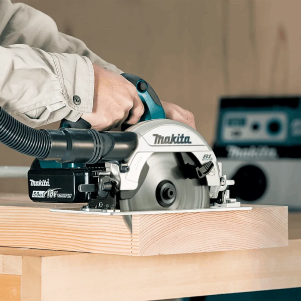 Makita DHS661Z MÁY CƯA ĐĨA(165MM/AWS/BL)(18V) (không kèm pin sạc)