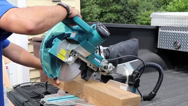 Makita LS1019L MÁY CƯA ĐA GÓC TRƯỢT(260MM)